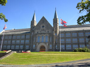 NTNU main building